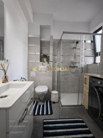 Apartament cu 3 camere semidecomandat, mobilat în Floreasca
