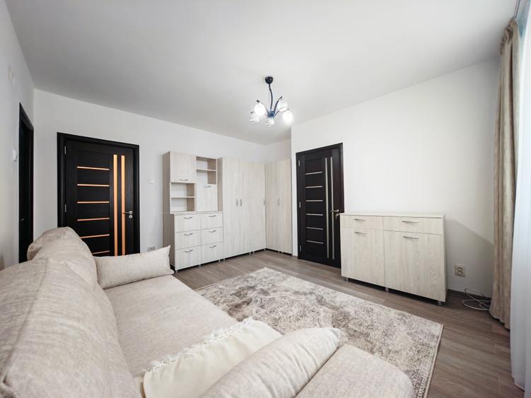 Apartament cu 2 camere semidecomandat, mobilat în Libertății