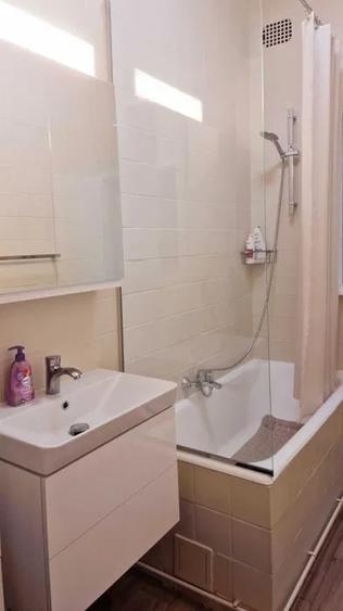 Apartament cu 3 camere semidecomandat în Muncii