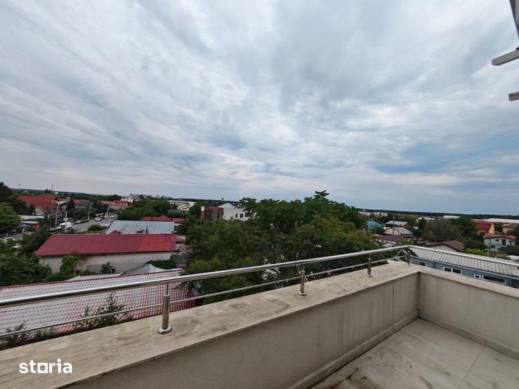 Apartament cu 3 camere decomandat în Tunari