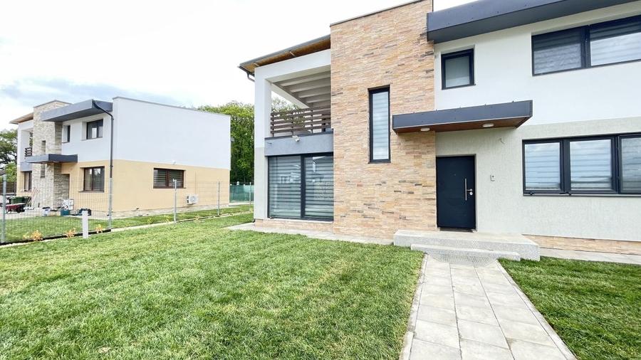 Casă individuală cu 5 camere cu Teren 600 Mp în Corbeanca