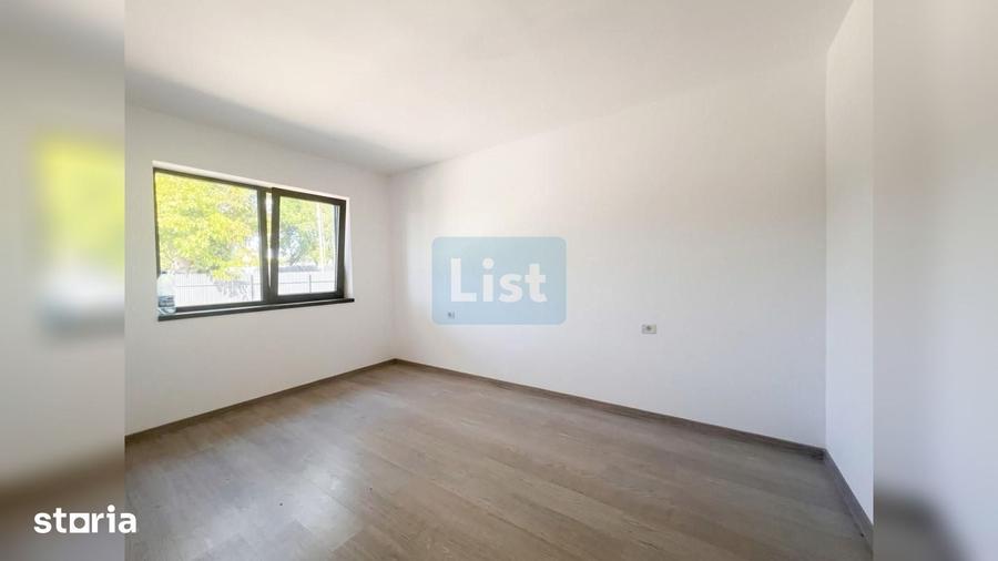 Casă cu 3 camere cu Teren 462 Mp în Miroslava
