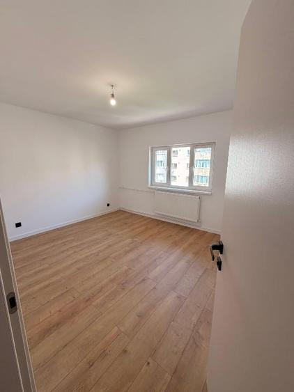 Apartament cu 2 camere decomandat, mobilat în Mihai Bravu