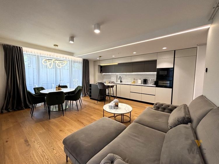 Apartament cu 3 camere decomandat, mobilat în Băneasa