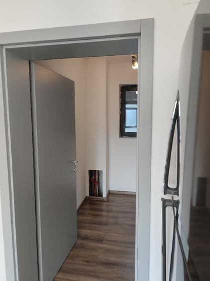 Casă cu 3 camere în Corunca