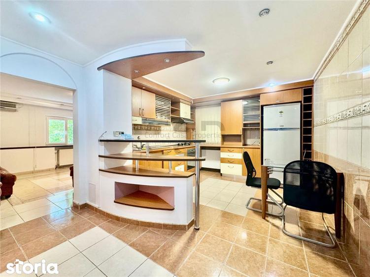 Apartament cu 3 camere decomandat, mobilat în Nerva Traian
