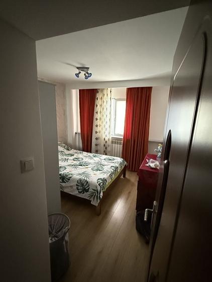 Apartament cu 2 camere decomandat în Milcov