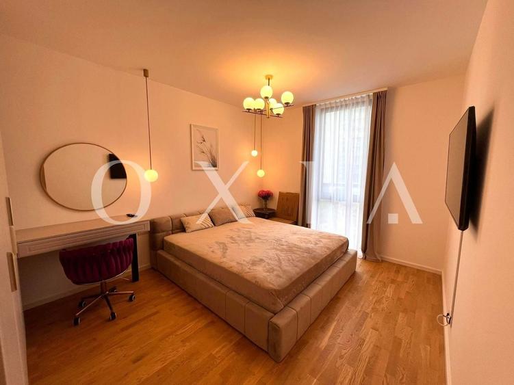 Apartament cu 4 camere semidecomandat, mobilat în Tipografilor