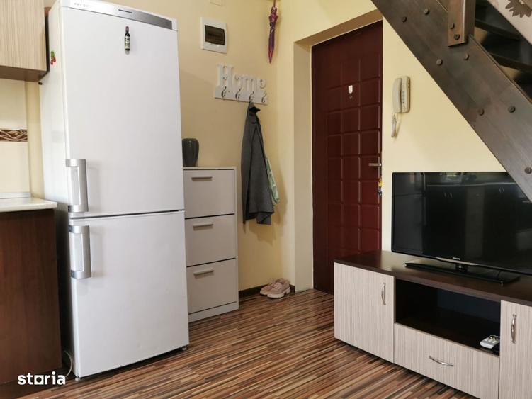 Apartament cu 3 camere în Brădet