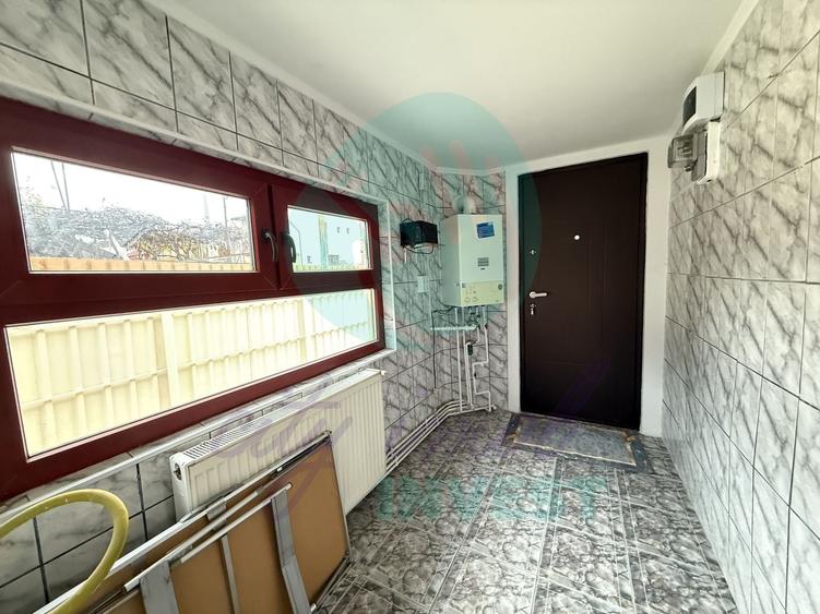 Casă individuală cu 2 camere cu Canalizare în Vatra Luminoasă