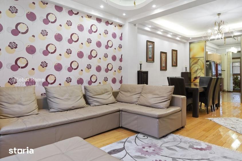 Casă cu 8 camere cu Teren 261 Mp în Vatra Luminoasă