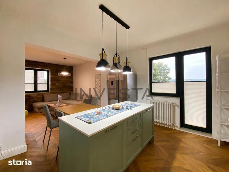 Apartament cu 4 camere semidecomandat în Central