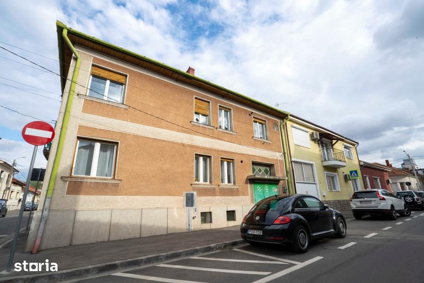 Apartament cu 4 camere în Ultracentral