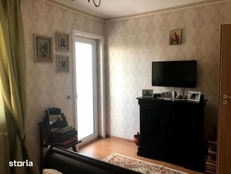 Apartament 2 camere, 56 mp, zona Craiovita Noua - Promenada - 1