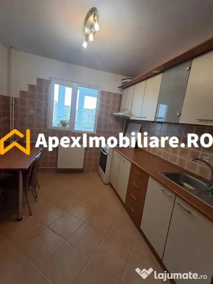 Apartament cu 3 camere decomandat, mobilat în Eroii Revoluției