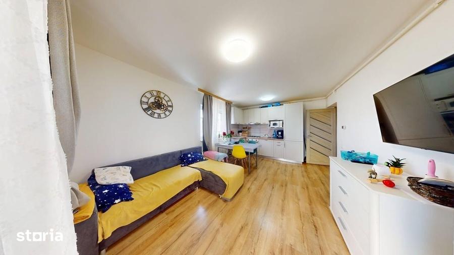 Apartament cu 2 camere semidecomandat în Turnișor