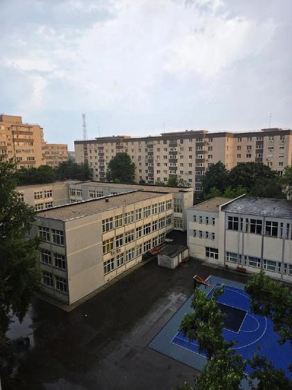 Apartament cu 2 camere decomandat în Militari