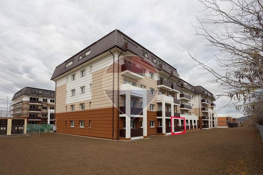 Apartament cu 2 camere semidecomandat în Sânpetru