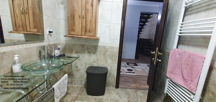 Casă cu 4 camere cu Canalizare în Sărata