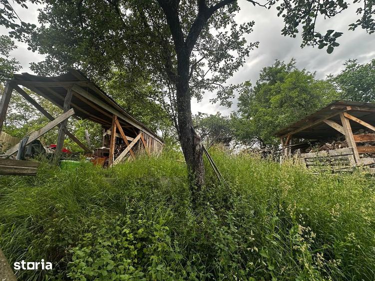 Casă cu 2 camere cu Canalizare în Central