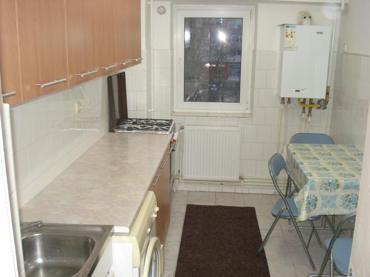 Apartament cu 2 camere decomandat în Dacia