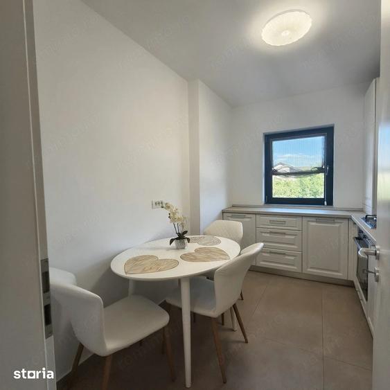 Apartament cu 2 camere decomandat în Dumbrăvița