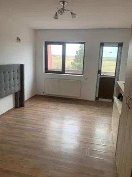 Duplex cu 4 camere cu Teren 150 Mp în Tătărași