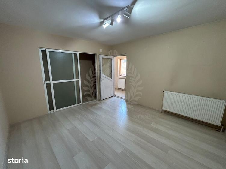 Casă cu 3 camere cu Teren 165 Mp în Central