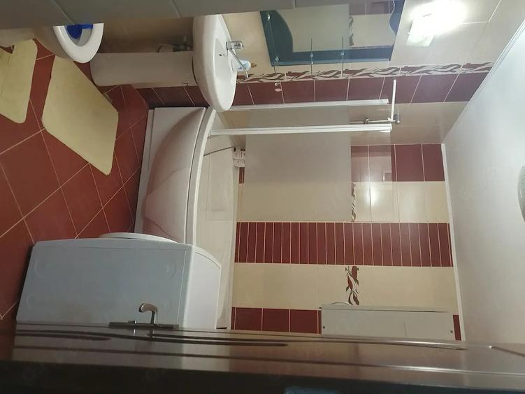Apartament cu 2 camere decomandat în Florești