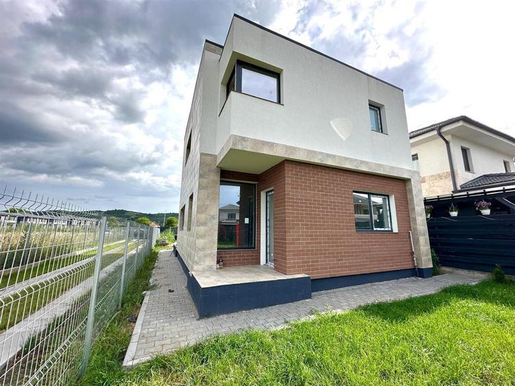 Casă individuală l 118 utili l 425 mp curte l Semifinisată l Florești - 1