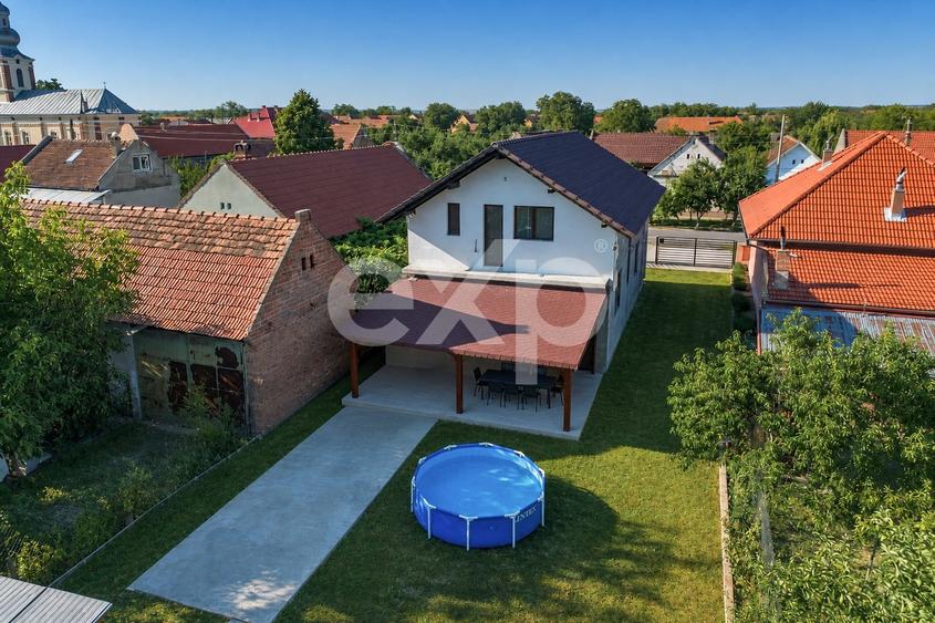 Casă individuală cu 4 camere cu Teren 919 Mp în Hitiaș