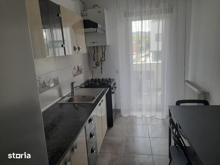 Apartament cu 2 camere decomandat, mobilat în Mărăști