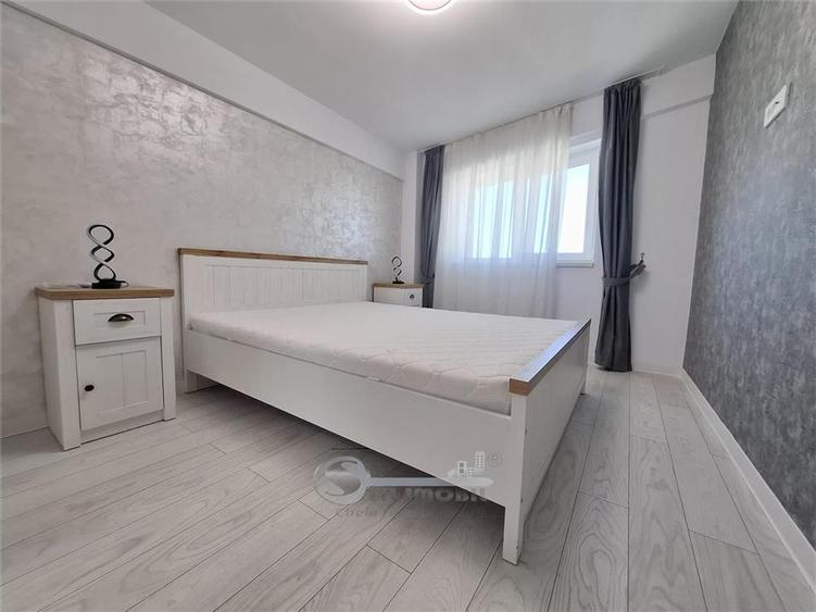 Apartament cu 2 camere semidecomandat, mobilat în Cug