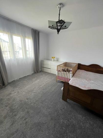 Casă cu 3 camere în Nucșoara de Sus