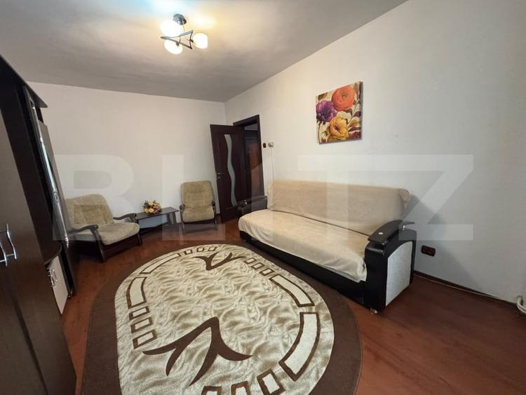 Apartament cu 2 camere decomandat, mobilat în Decebal