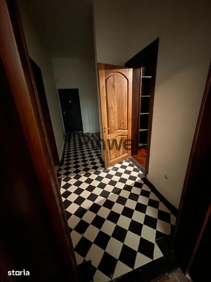 Casă cu 5 camere cu Teren 200 Mp în Dorobanți