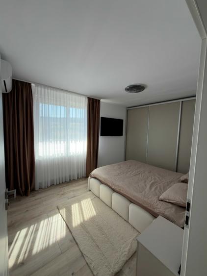 Apartament cu 3 camere decomandat în Iris