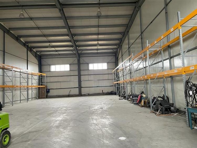 Spațiu industrial, de 760 mp, în Ștefăneștii de Jos