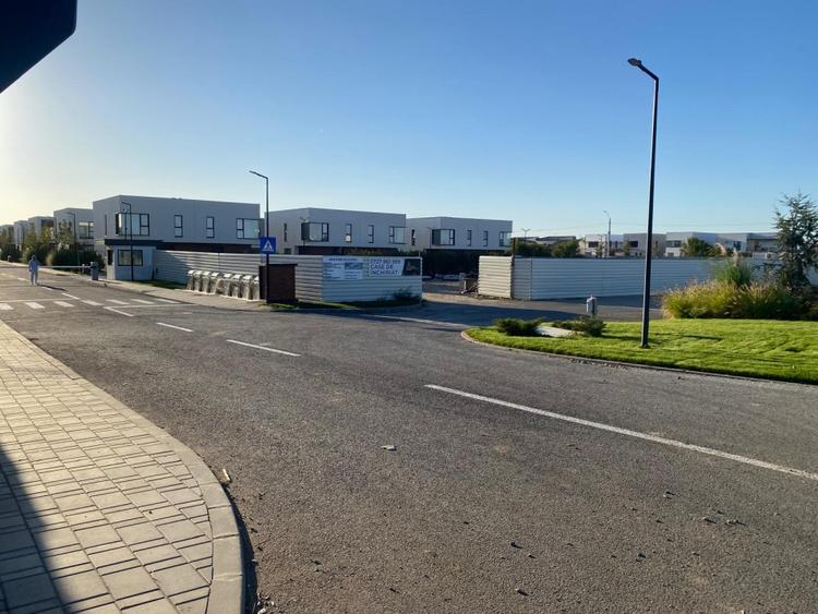 Teren Construcții intravilan de 11900 mp, în Tunari