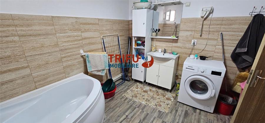 Casă individuală cu 3 camere cu Canalizare în Bărăbanț