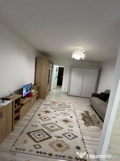 Garsonieră decomandată în Giurgiului
