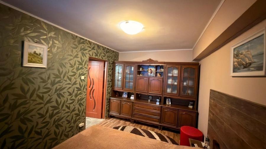 Apartament cu 3 camere decomandat, mobilat în Obor