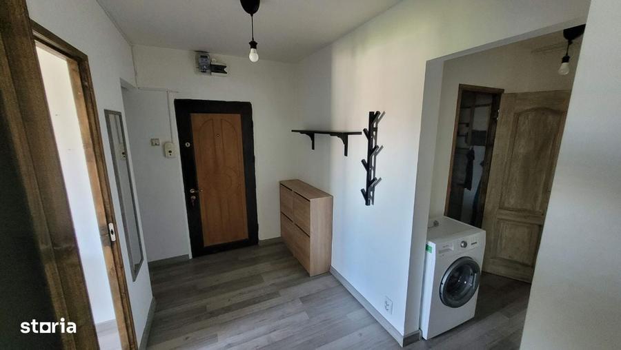 Apartament cu 3 camere decomandat în Brâncoveanu
