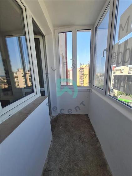 Apartament cu 2 camere semidecomandat în Astra