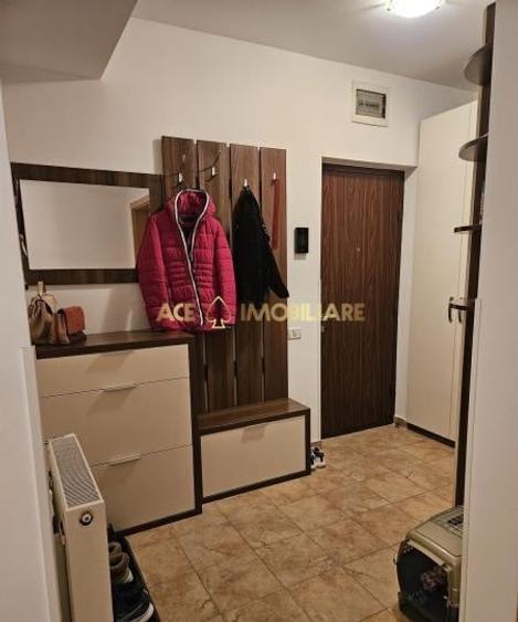 Apartament cu 3 camere decomandat, mobilat în Prelungirea Ghencea