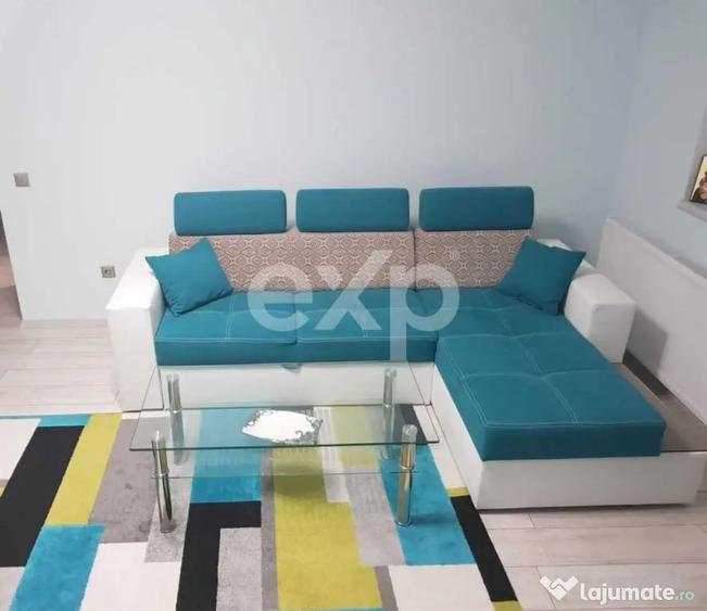 Apartament cu 3 camere semidecomandat în Florești