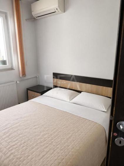 Apartament cu 4 camere semidecomandat în Drumul Taberei
