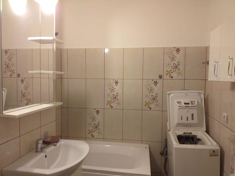Apartament cu 2 camere decomandat în Ultracentral