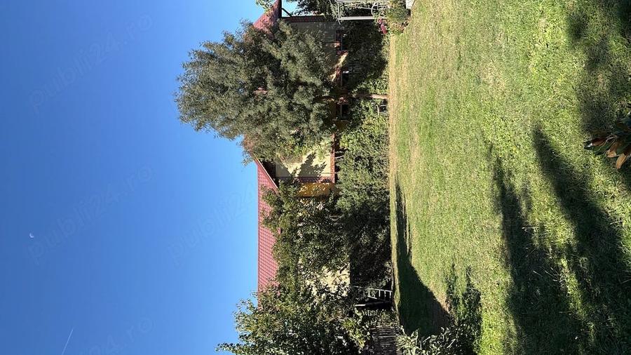 Casă cu 5 camere cu Teren 1000 Mp în Central