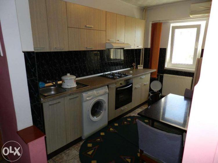 Garsonieră decomandată în Lunei